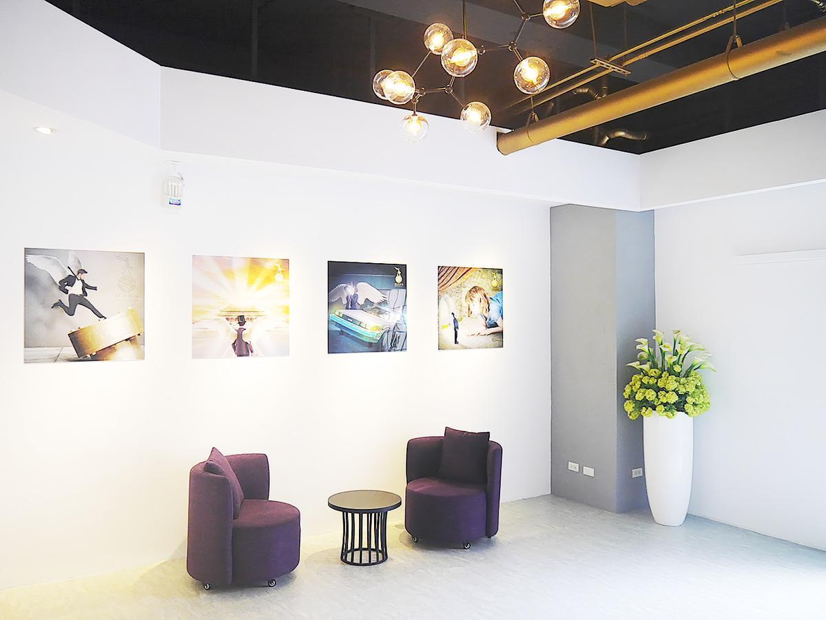 Time Flyer Hotel Taichung Eksteriør bilde