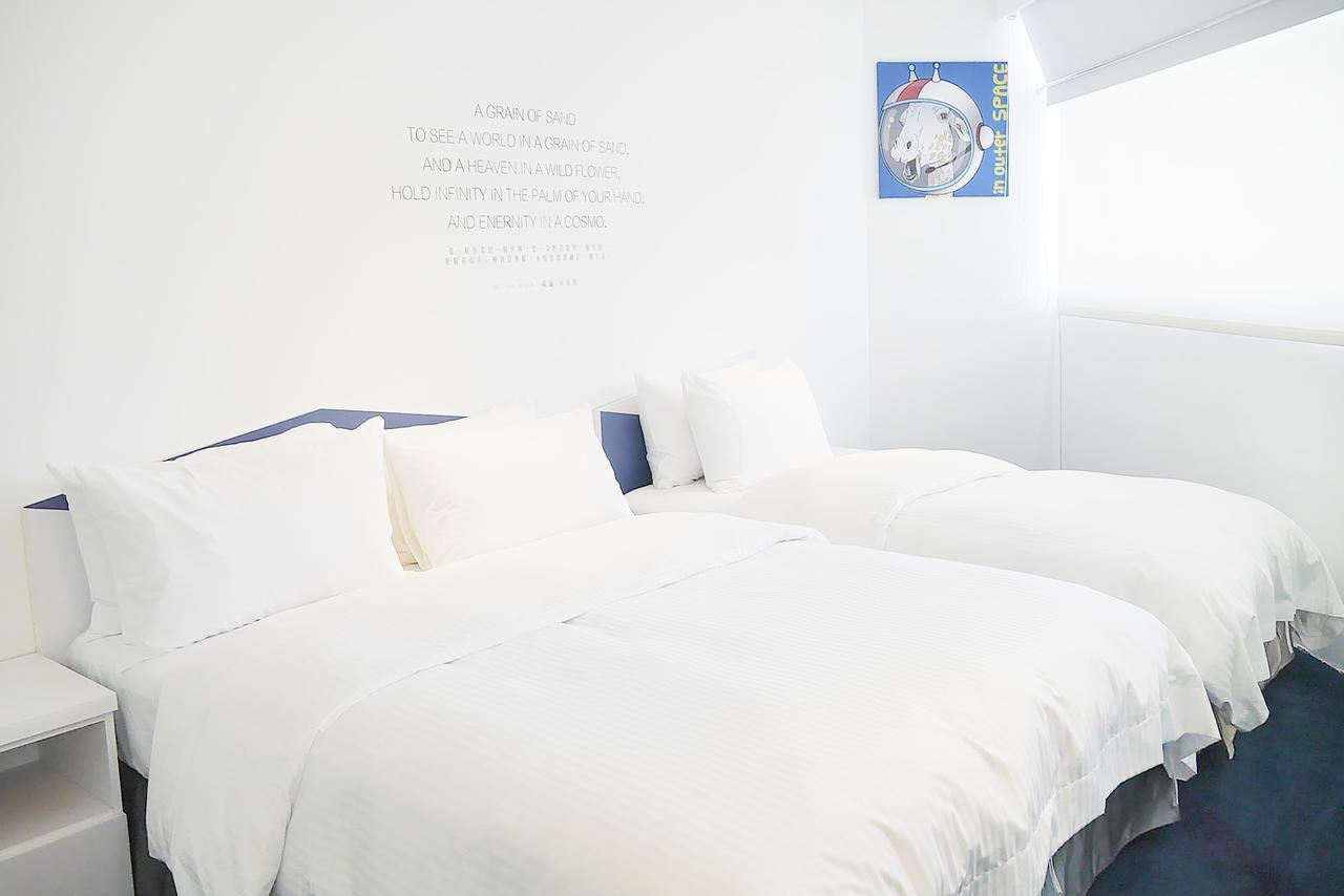 Time Flyer Hotel Taichung Eksteriør bilde